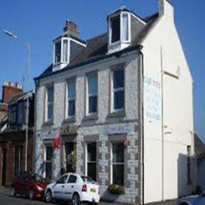 Hotels in Girvan